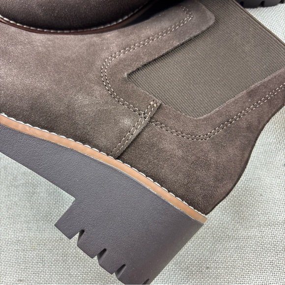 Aqua College Womens Demi Brown Chelsea Boots Shoes 6.5M - Picture 2 of 11